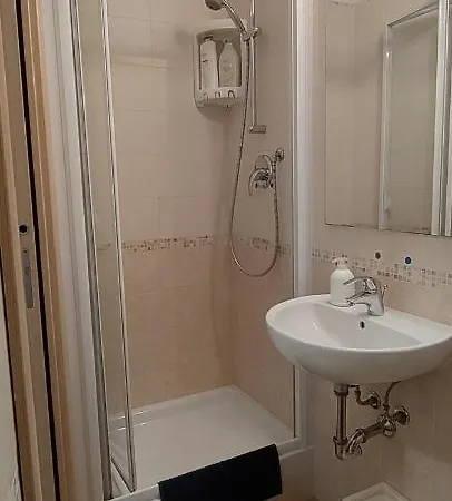 Cisanello Rent Affittacamere *
